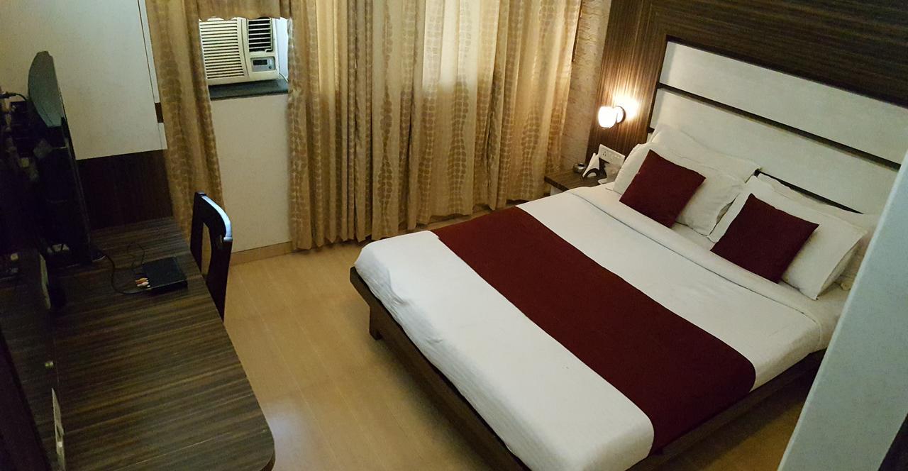 Hotel Khandesh Residency Панвел Экстерьер фото