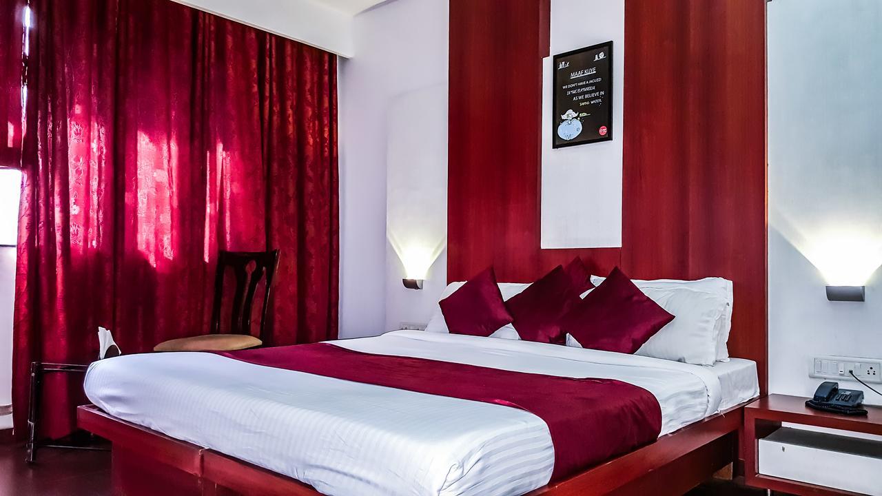 Hotel Khandesh Residency Панвел Экстерьер фото